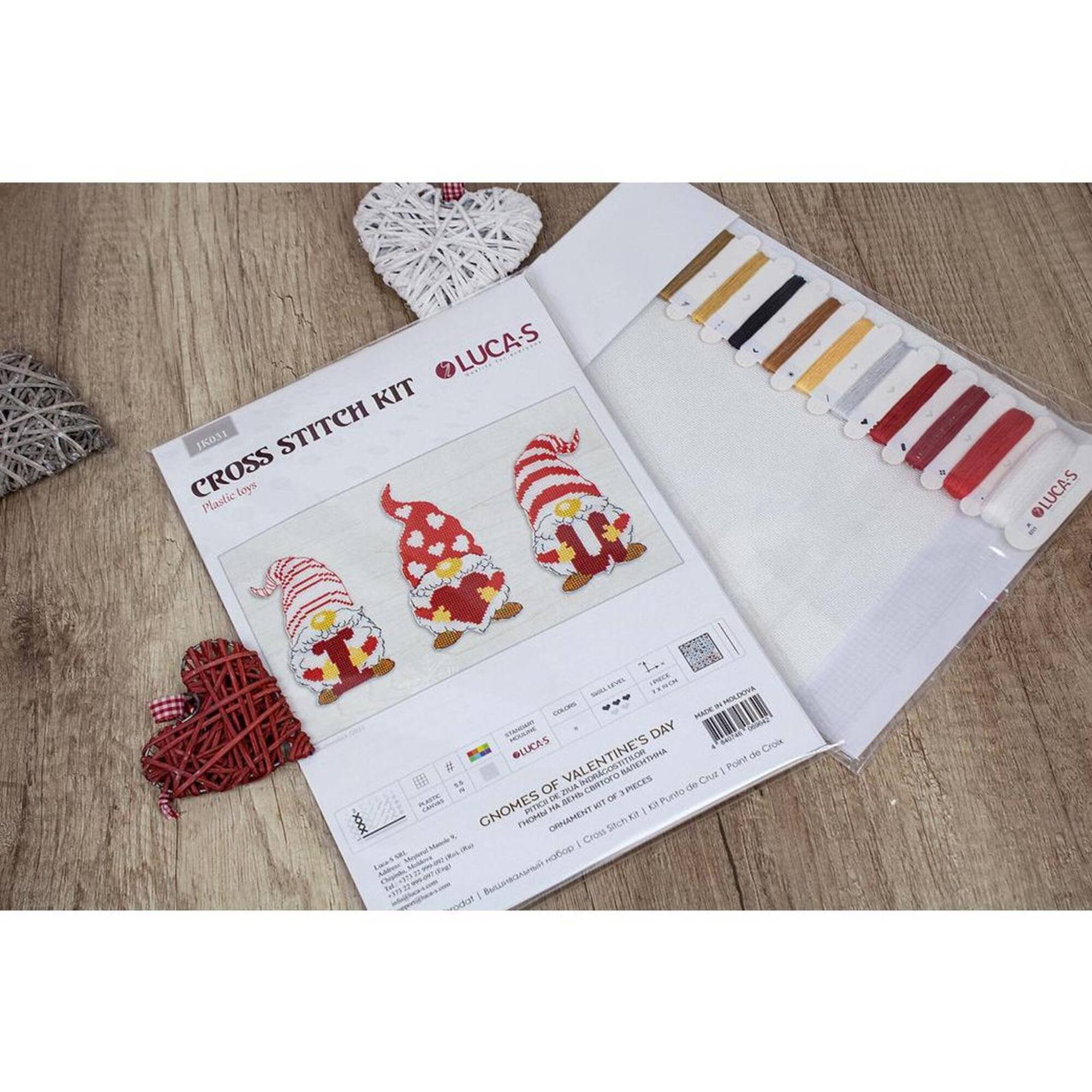Luca-S Gnomes Of Valentine's Day Plastic Canvas Counted Cross Stitch Kit